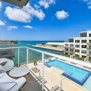 *new* 2bd 2bath Apt With Ocean View, Pool, Gym Apartment